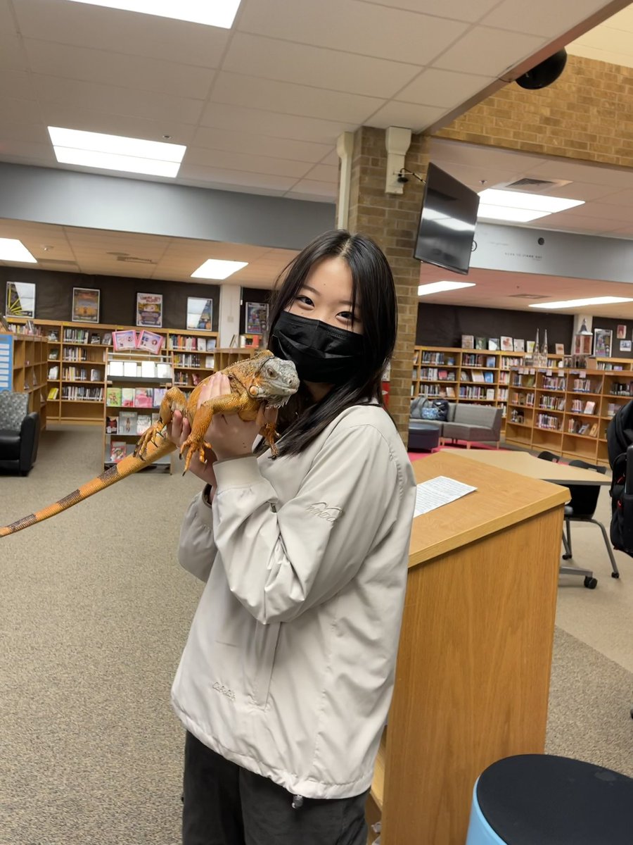 CHS Science NHS tweet media