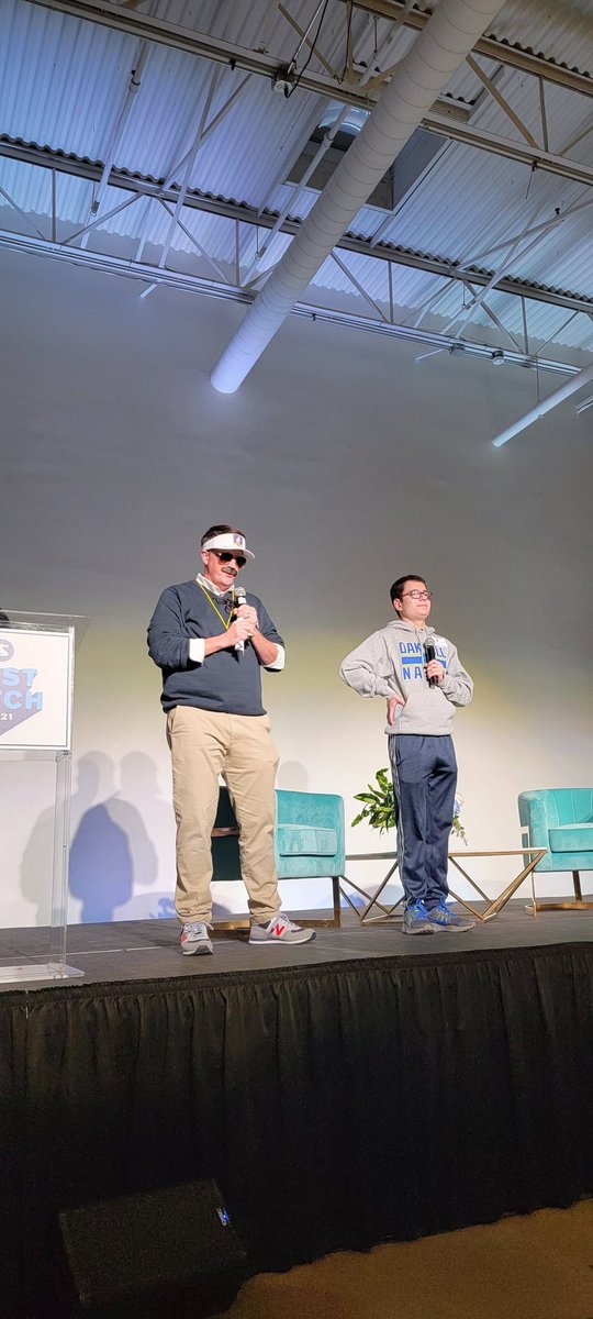 DISEorg's tweet photo. Our 6th and final pitch of the night: @OHADALLAS supports students who learn differently. #FastPitch21
(and yes, he's pitching us tonight as Ted Lasso!) https://t.co/O52ZdwzDZY