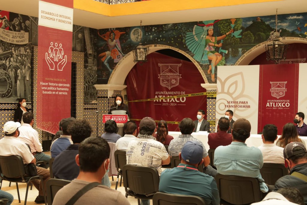 Nuestra misión es #ServirParaTransformar y es por eso que nuestros inspectores de comercio fueron capacitados en Derechos Humanos, con la finalidad de evitar actos de corrupción y abusos de autoridad.
#Atlixco