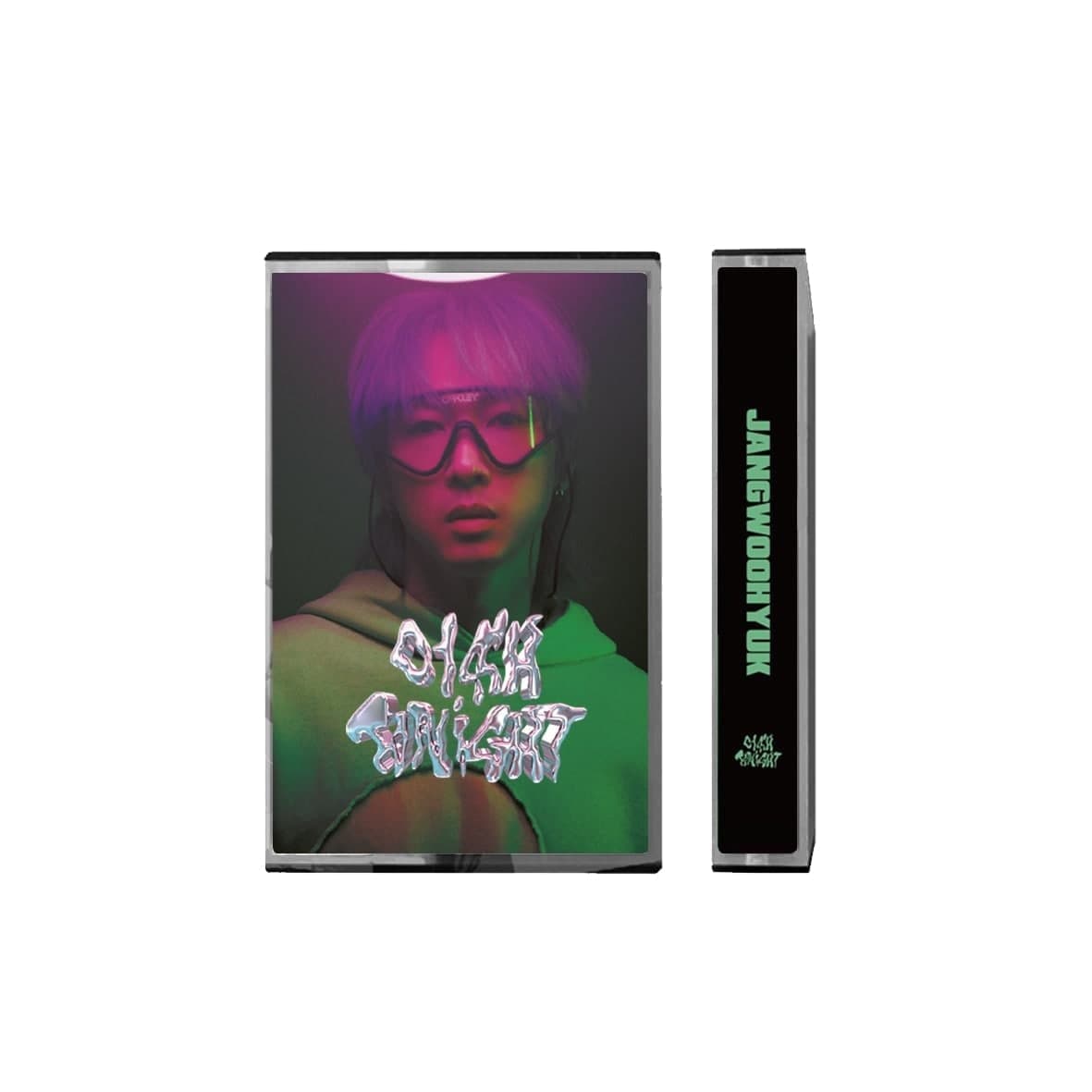 whcreative35's tweet photo. JANG WOOHYUK SINGLE ALBUM
<어때 Tonight>
Physical Album

11/12(금)~ 
온라인&amp;오프라인 사전예약
*Cassette Tape* 이테일러

2021.11.24 6PM (KST) Release

#장우혁 #JANGWOOHYUK
#어때tonight #어때투나잇
#211124 #6PM #Release https://t.co/ABLX8oQV5a