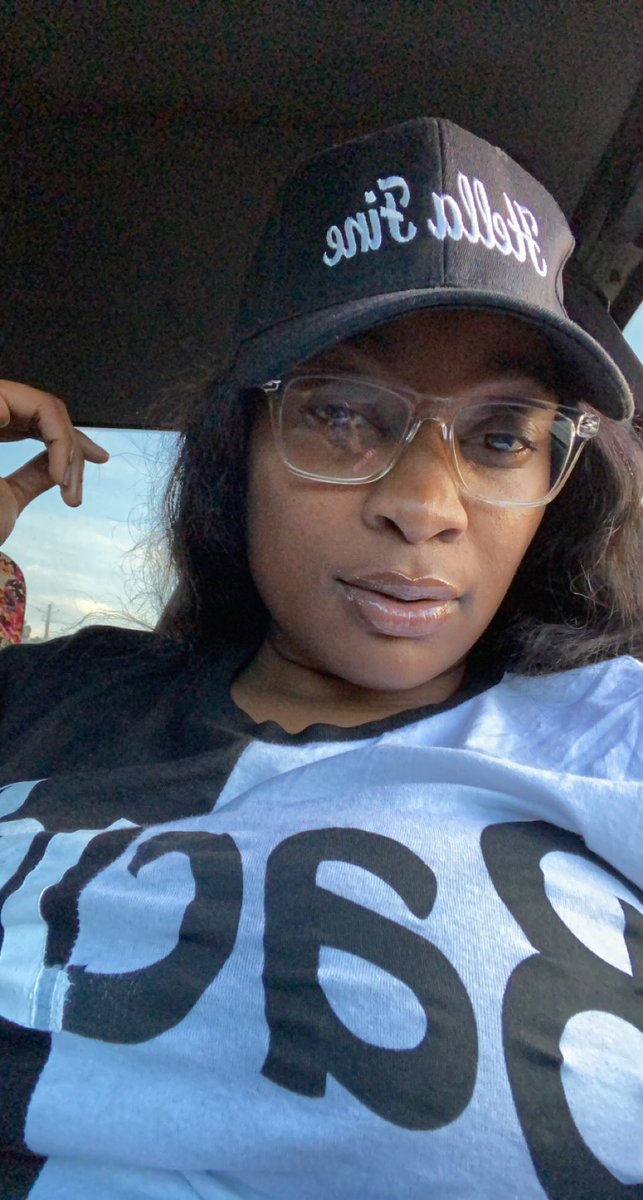 DhaBaddest3v3r2's tweet photo. You see the hat ๐งข ๐๐ช๐ฝ๐ฅโจ๐คธ๐ผโโ๏ธ #HellaFine #ScorpioSeason #ScorpioNation https://t.co/5h0vUDJm8V