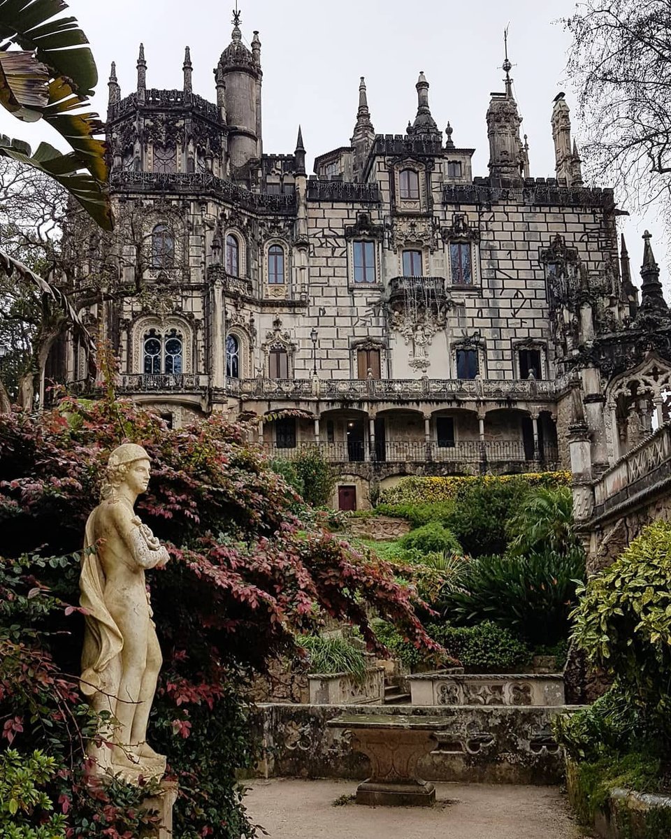 Eyesofgod__'s tweet photo. Quinta da Regaleira, Portugal. https://t.co/yJ3Cs7UM80