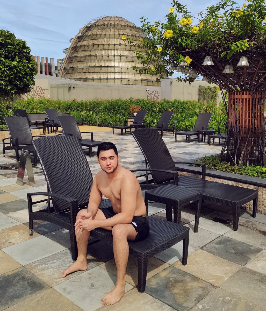 MarvinPhoenix4's tweet photo. Chill 👌 https://t.co/HYz6Aedcof