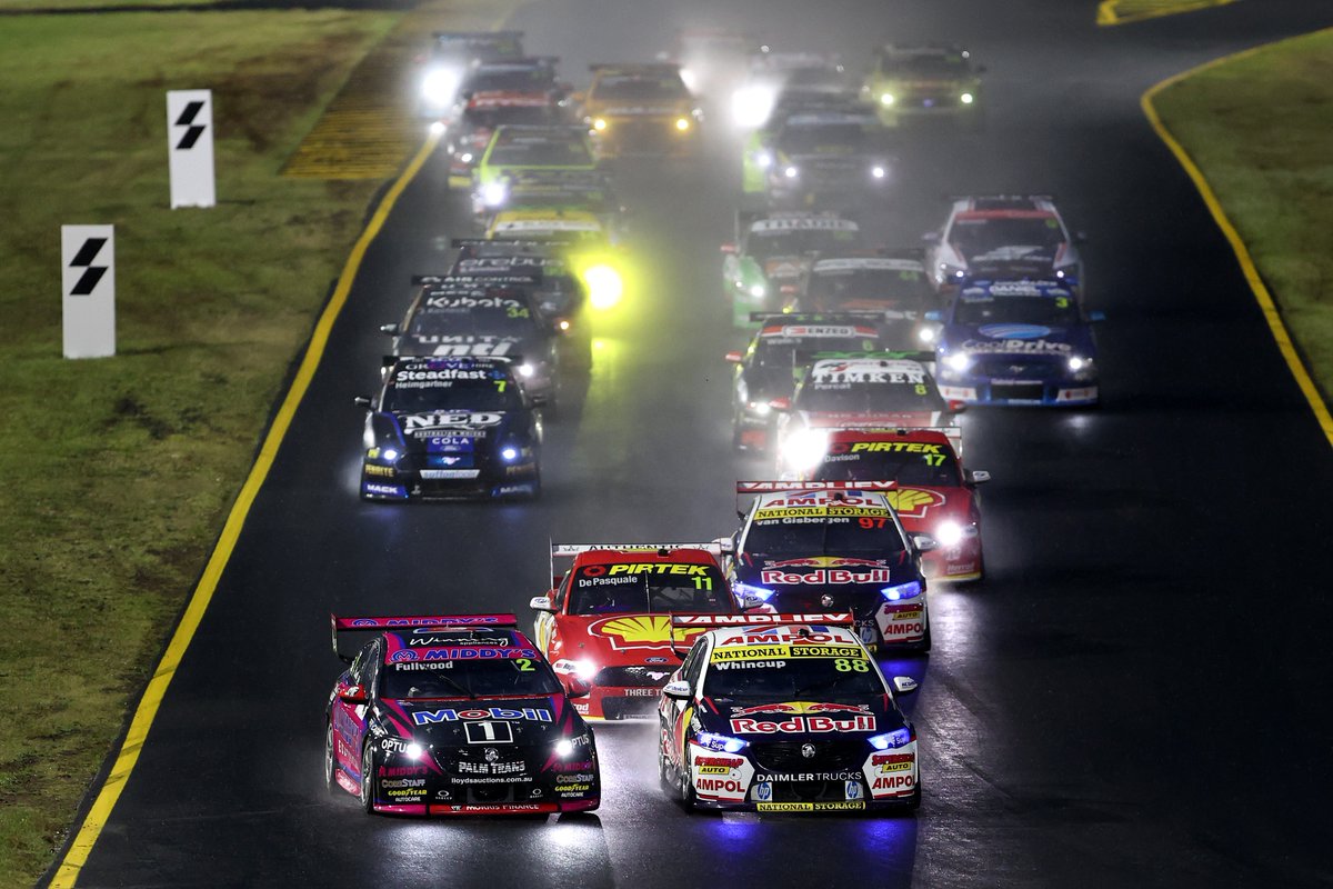 Rebel racing 2. Автогонщики наскар мультсериал. Кэш рейсинг. 2020 formula drift #91 bmw m2. Кэш рейсинг.