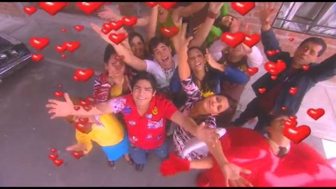 Perú cuando cueva                  Perú cuando cueva  
falla:                                             mete gol: