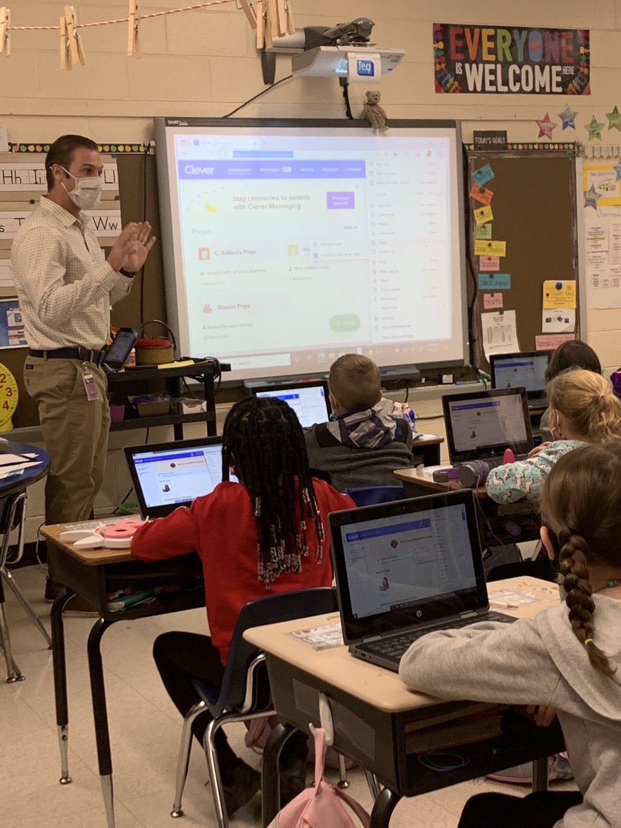 Thank you ⁦<a href="/MrYanuzzelli/">Jim Yanuzzelli</a>⁩ for teaching my McDivitt Star ⭐️ second graders how to use Clever! The students were excited and engaged! We appreciate you visiting with us! We love Clever! ⁦<a href="/McDivittSchool/">Laurie Coletti</a>⁩