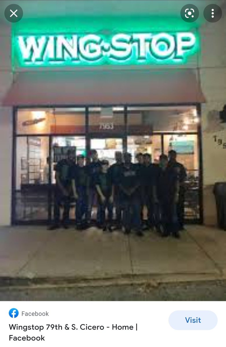 ChicagoPD19's tweet photo. I went to @wingstop located at 4428 South Pulaski in Chicago and was denied service for not wearing a mask. SMH!

So I went to the @wingstop located at 7853 South Cicero Ave and received GREAT customer service! https://t.co/0diReRrtpF