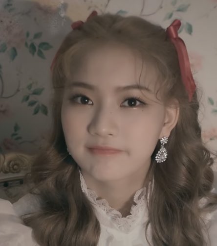 leechaedits's tweet photo. i’m literally sobbing rn https://t.co/A1p2rLidLB