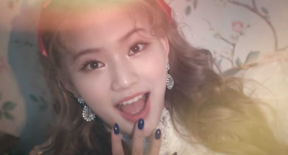 leechaedits's tweet photo. i’m literally sobbing rn https://t.co/A1p2rLidLB