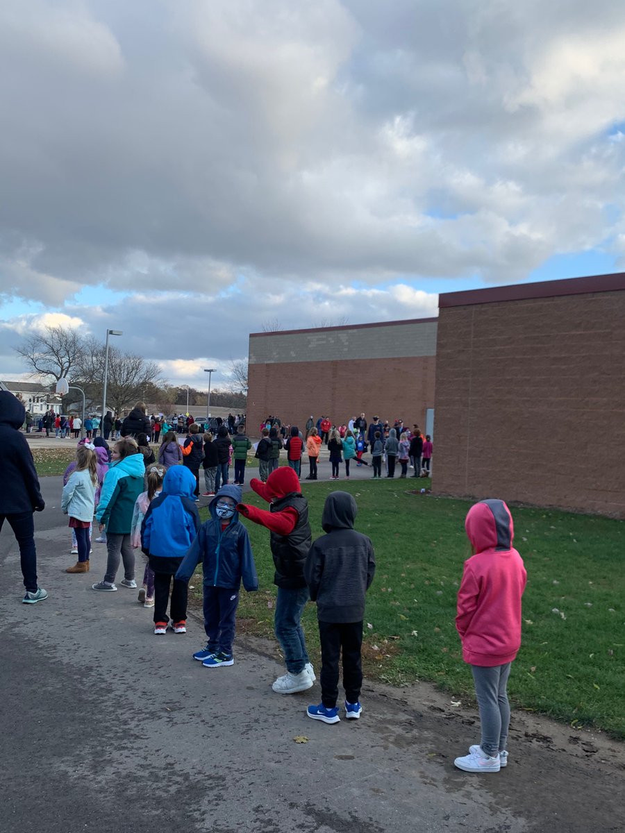 SDMHarmony's tweet photo. Happy Veterans Day! Our Honor Walk was a great celebration for our Veterans including Mr. Bechtol and Mrs. Bongle from our Harmony staff! #MiltonPride https://t.co/2X4RvEP1b7