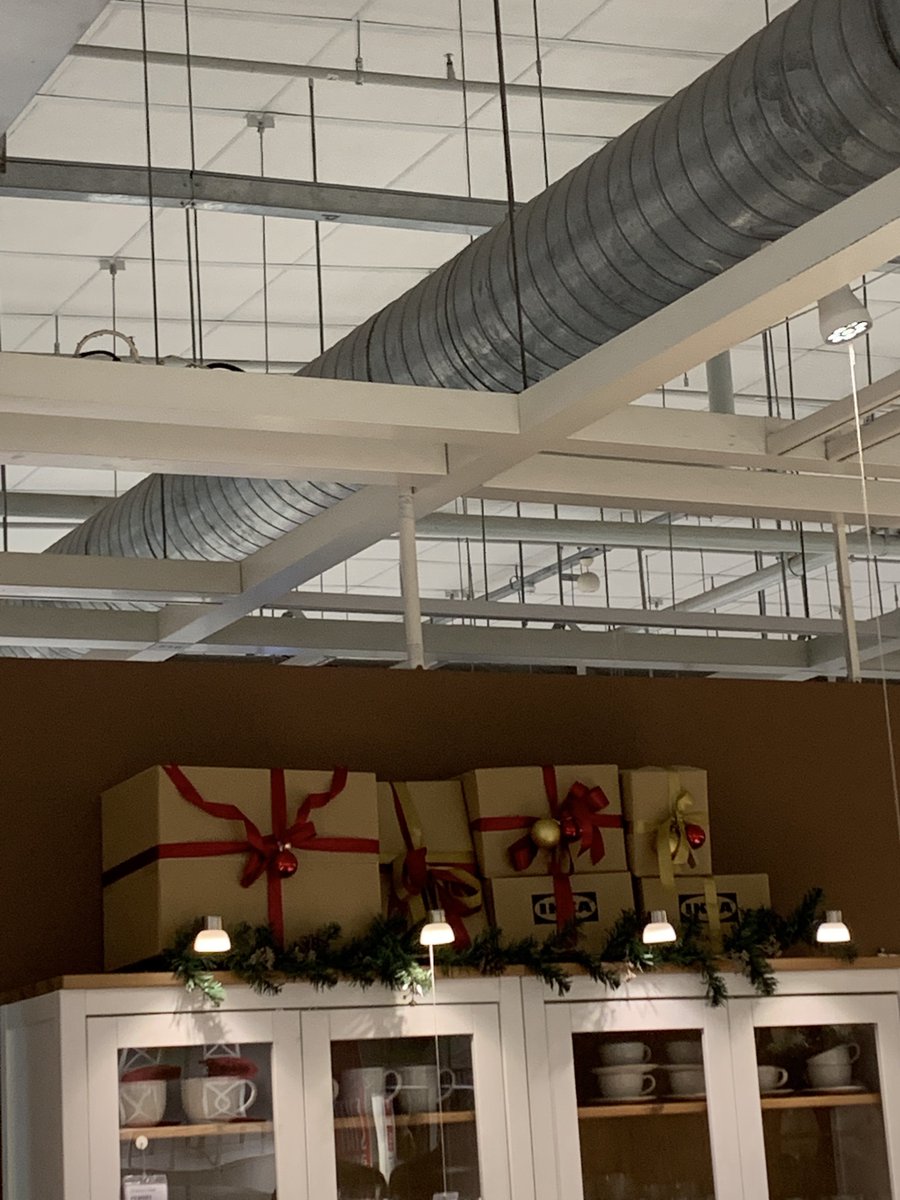 IKEA in November be like🎄🎅🏻