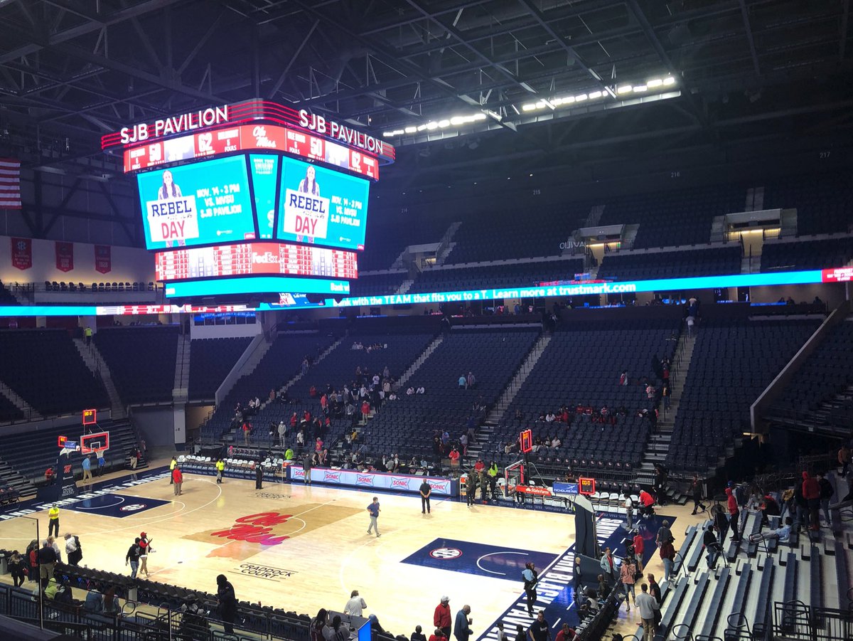 drewscott0's tweet photo. Tough loss for the lady rebels tonight but just like @YolettMcCuin said, it’s only up from here for this program https://t.co/h4HgIevWm2