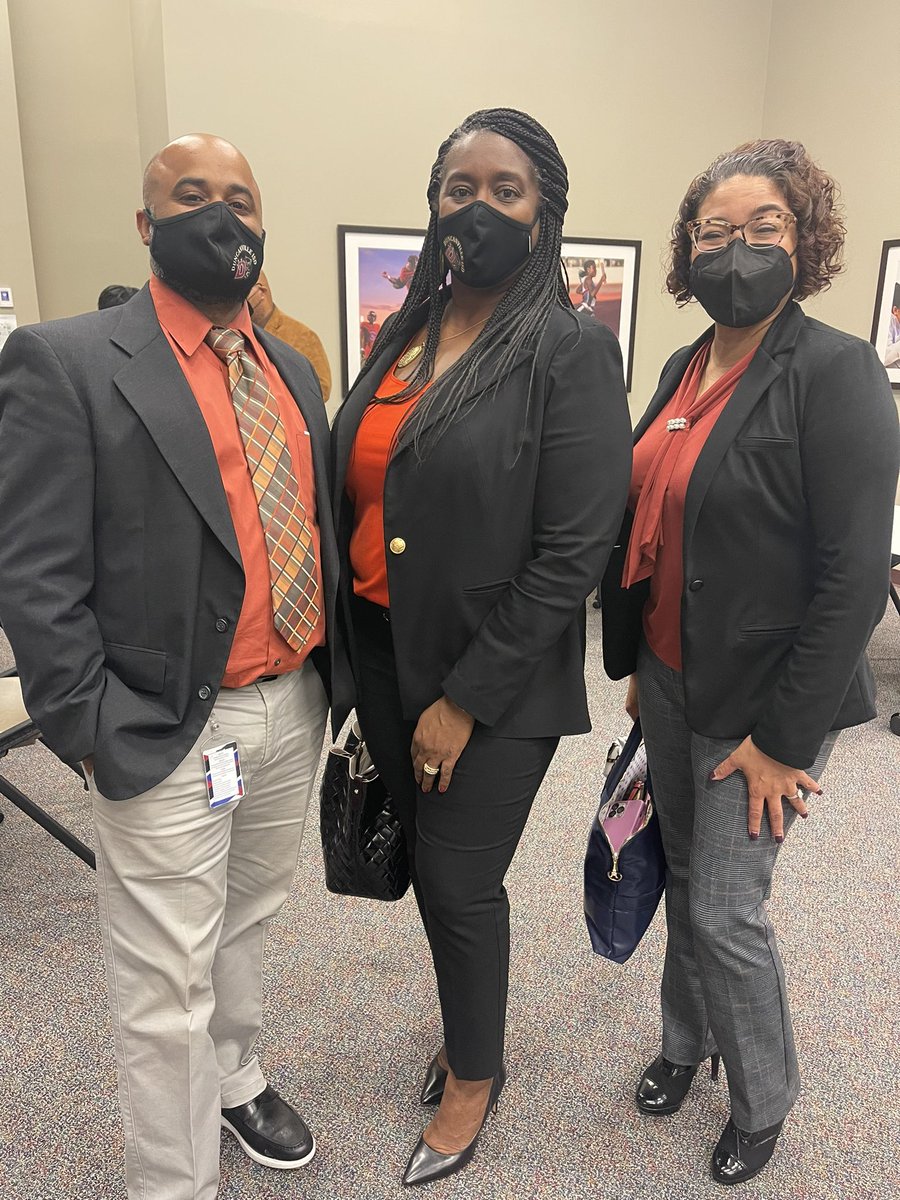 BrandenburgFAA's tweet image. #UnstoppableExcellence #IntermediatePrincipals #CampusCarousel