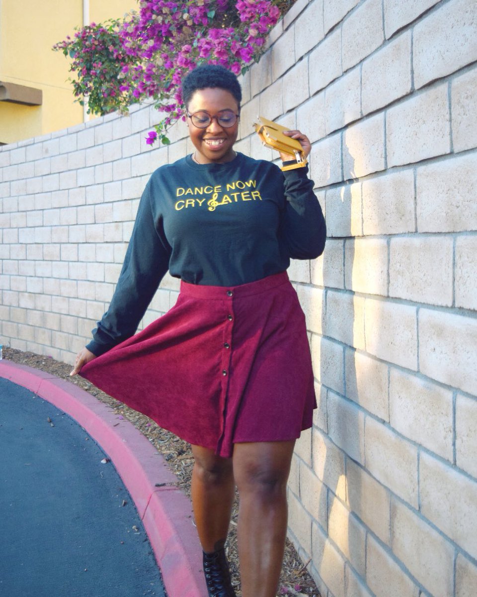 DanceNowCL's tweet photo. Yassss! We love seeing #DanceNowCryLater supporters giving #FallFashion <3 https://t.co/0RsCL2axmz