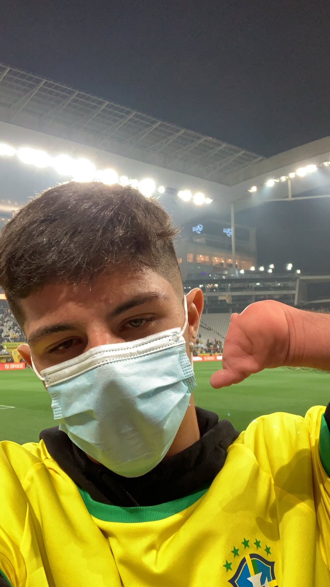 vitor vecchi tweet media