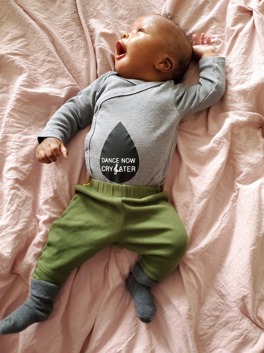 DanceNowCL's tweet photo. Happy Mon-yay! Say hello to our newest creative leader 🤎🙌🏾

S/O to danii.k.18 for the custom apparel💪🏾

#DanceNowCryLater #Danceeducation #babyapparel https://t.co/jXdebB4P3D