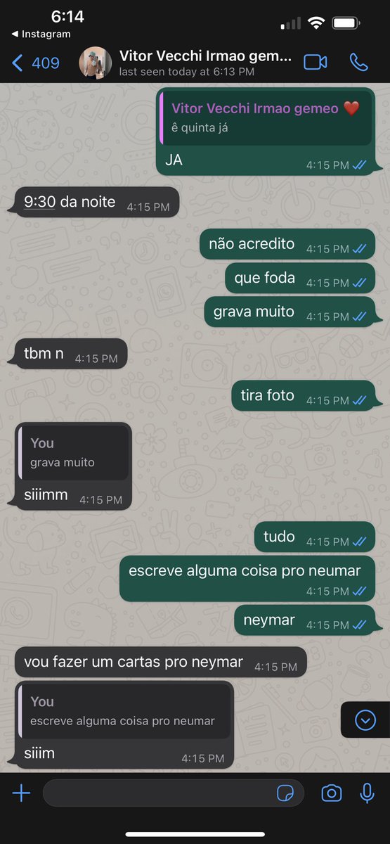 vini_vecchi's tweet photo. gente o segurança pegou os cartazes que meu irmão fez pro neymar e tava mo feliz e amassou e jogou no lixo na frente dele enquanto lá com vários cartazes @neymarjr https://t.co/2zGmVR6WUP