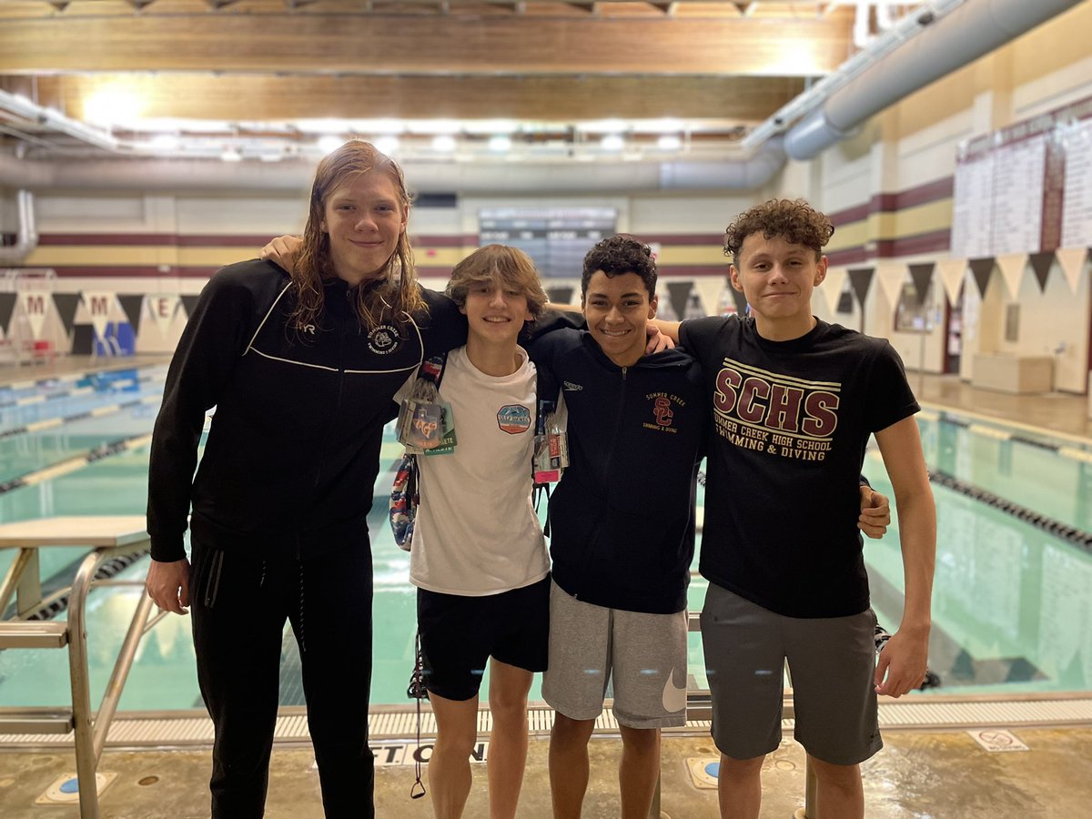 These freshmen boys SMASHED all 3 freshmen relays!!  Congrats to Quinn, Michael, Juan and Keagan. You guys have a fast future ahead of you! 💨 💿🔨#makinghistory <a href="/HumbleISD_SCHS/">Summer Creek High</a>