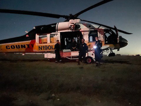 Two night capable <a href="/LACoFireAirOps/">LACoFireAirOps</a> Firehawk helicopters are staged at Airport in the Sky, Catalina Island, supporting ongoing efforts on the #MiddleFire. Per <a href="/LACoFDPIO/">L.A. County Fire Department</a>, forward progress stopped at approximately 17 acres.