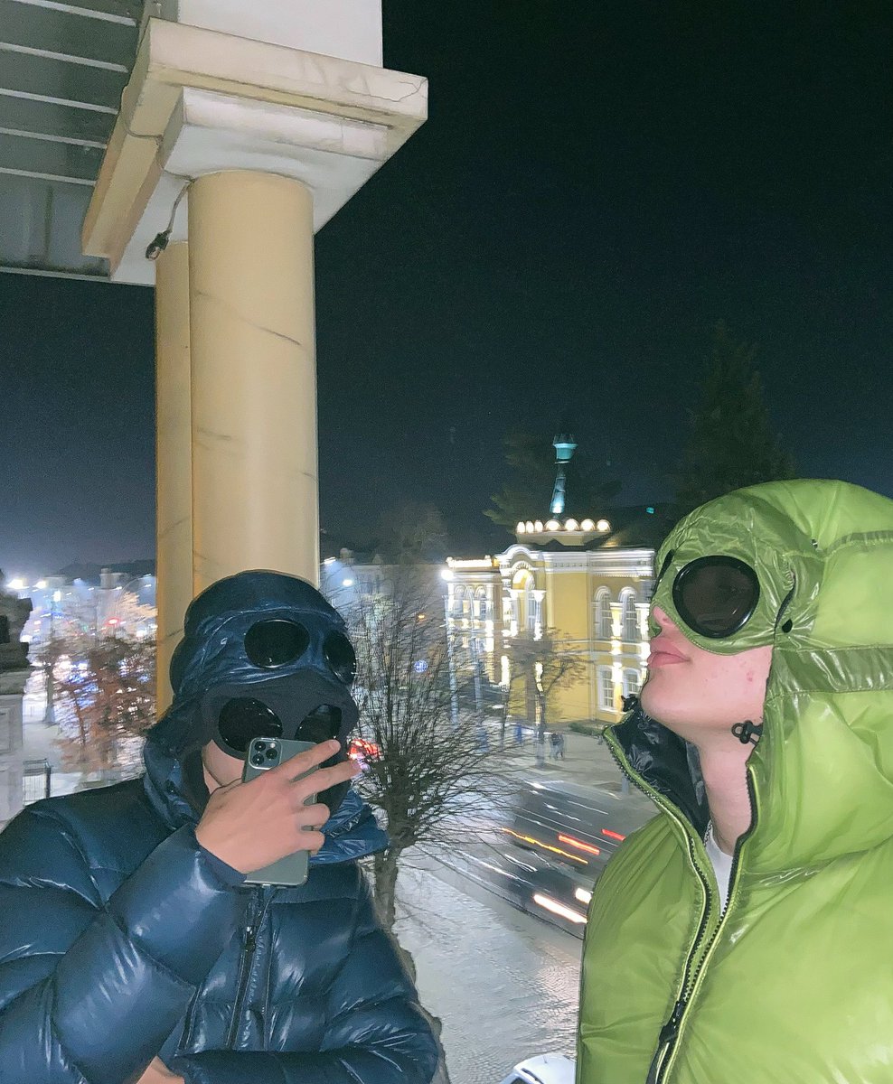 тело пропитано ядом
