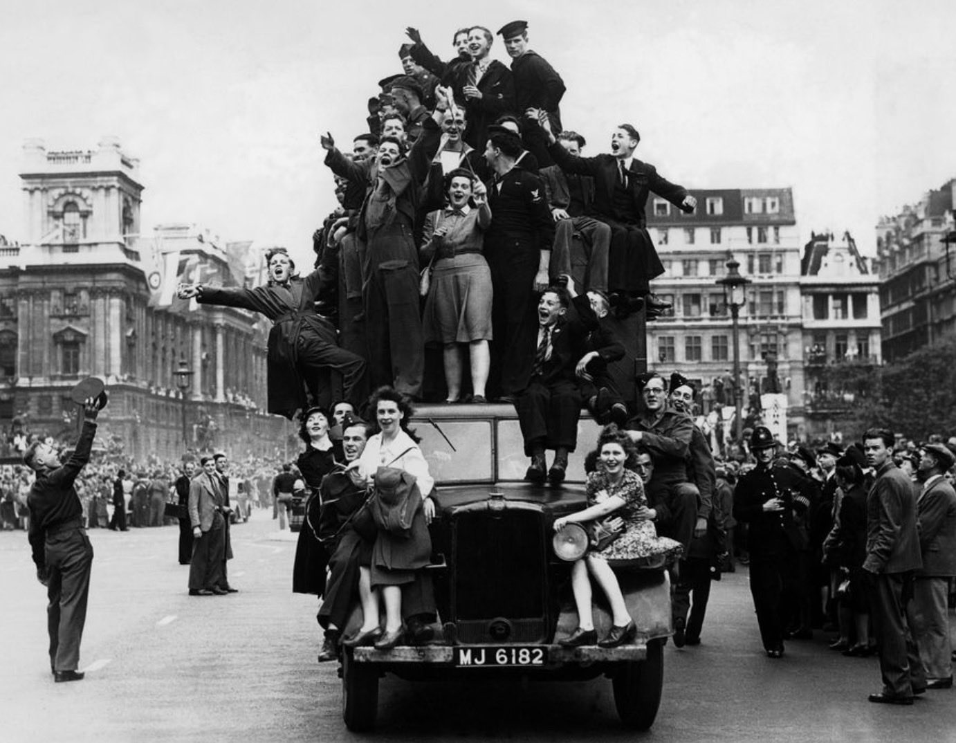 Karen Walker on Twitter "Honoring my Dad and all veterans today. He’s