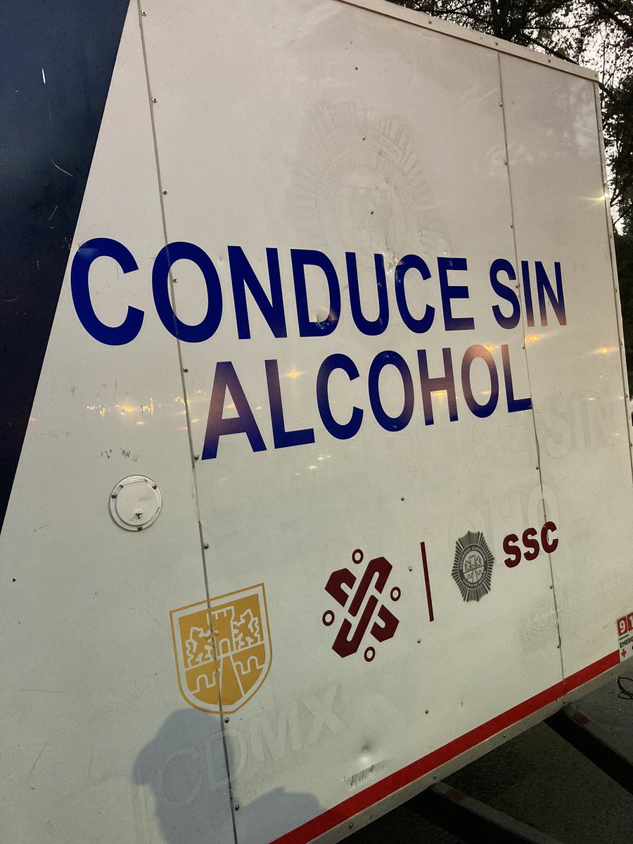 Agradecemos a <a href="/PabloVazC/">Pablo Vázquez Camacho</a> <a href="/Mmontiels/">Martha M.S</a> la oportunidad de colaborar con la supervisión ciudadana de los protocolos del programa “conduce sin alcohol” de la <a href="/SSC_CDMX/">SSC CDMX</a> Nos sentimos honrados de haber rehabilitado un remolque de esta iniciativa en favor de los ciudadanos. Enhorabuena!