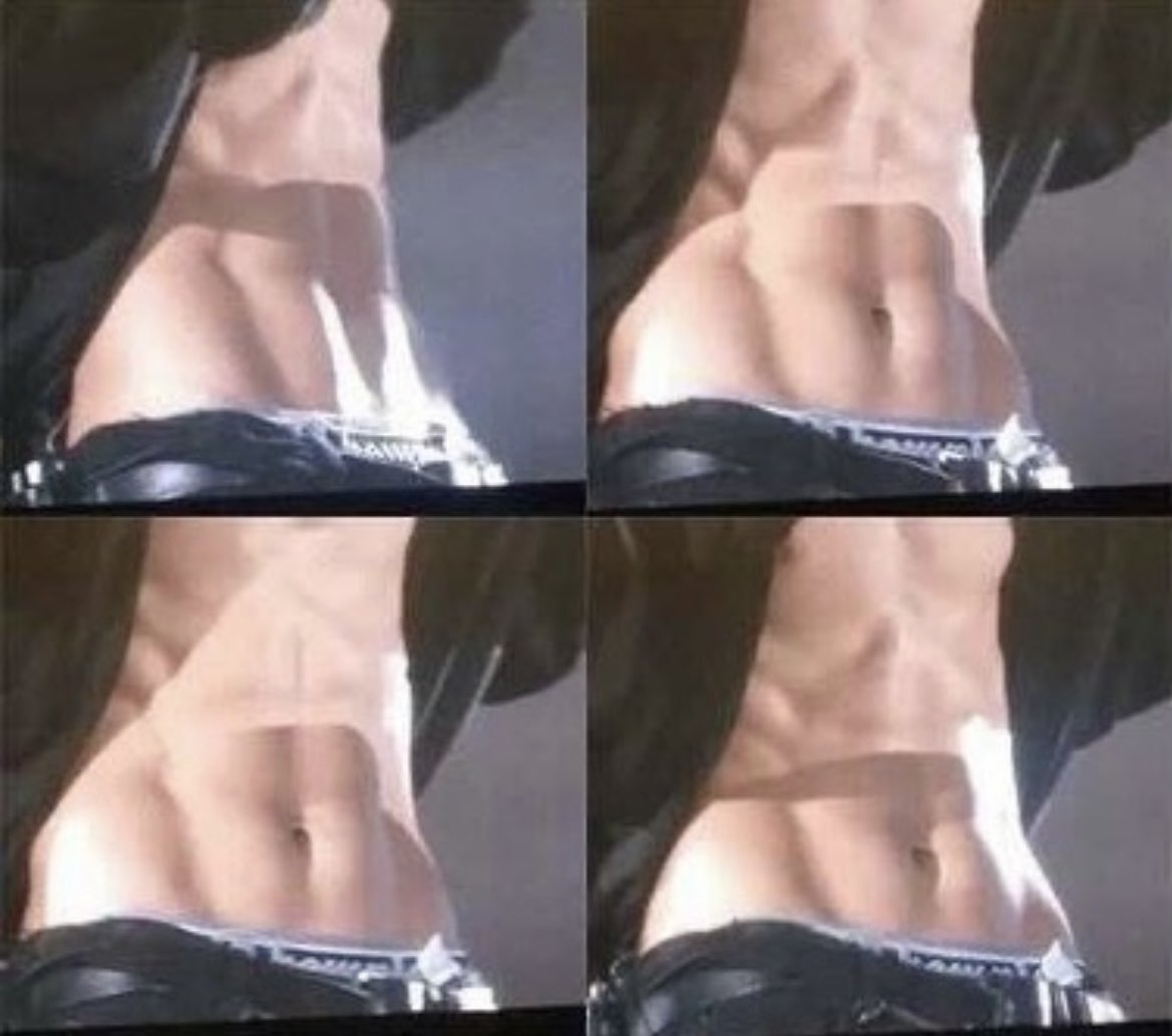 KPopPrincess416's tweet photo. @SirAustin11 Chanyeol’s abs &amp; arms. You’re welcome https://t.co/ZEGURag0EC