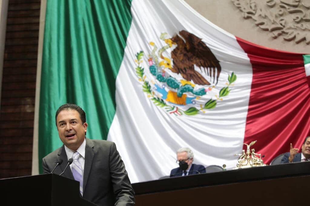 rigofuentes's tweet image. Nuestros opositores nos van a escuchar y de esa forma, el día que deban asumir la responsabilidad por sus decisiones, no tendrán pretextos.

@jaimebuenoz le exige al gobierno federal, regrese el Fondo Metropolitano.

De día y ahora de noche, defendiendo todo en lo que creemos.