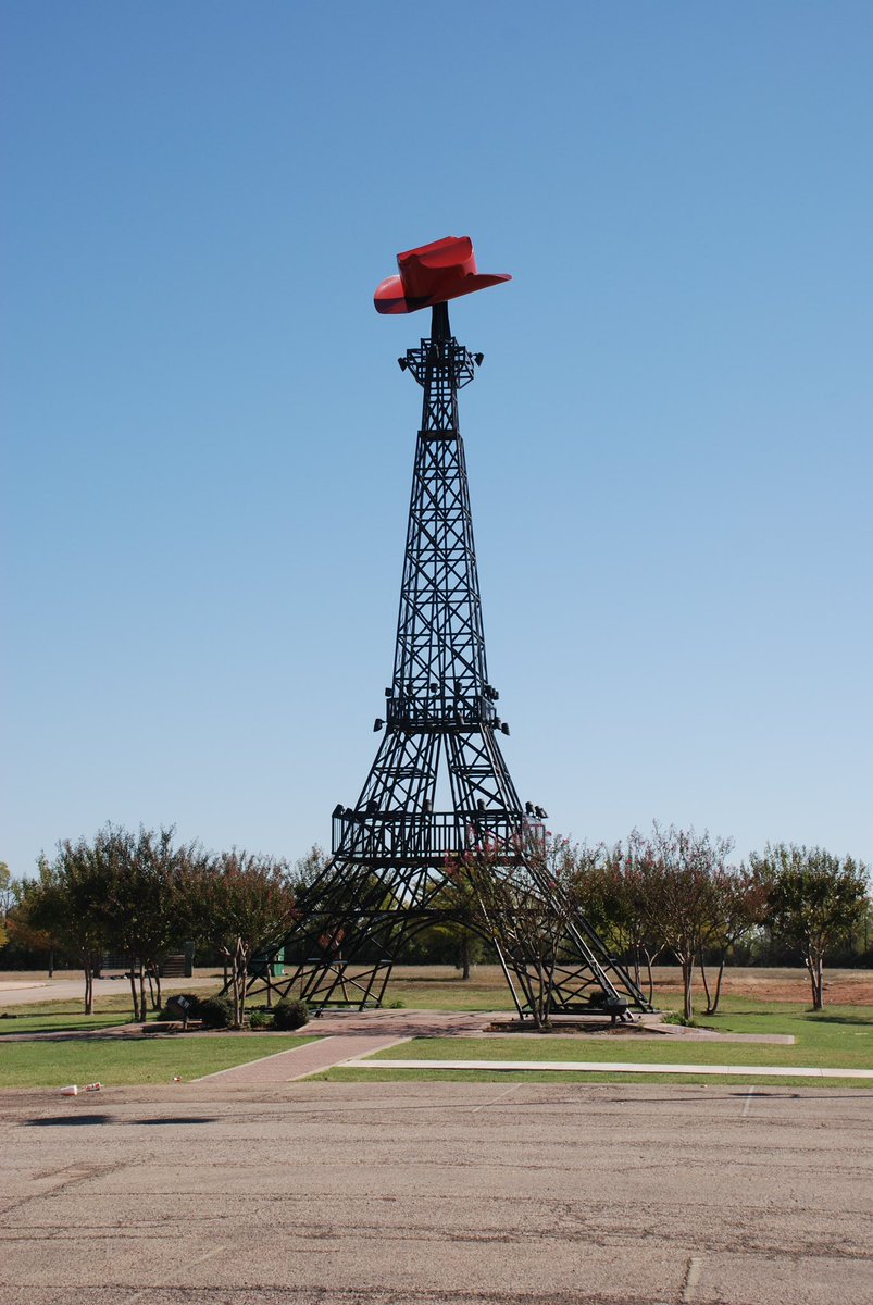 CliftonMitchell's tweet photo. @Hoyatexas Paris https://t.co/ljaWTW0Crg