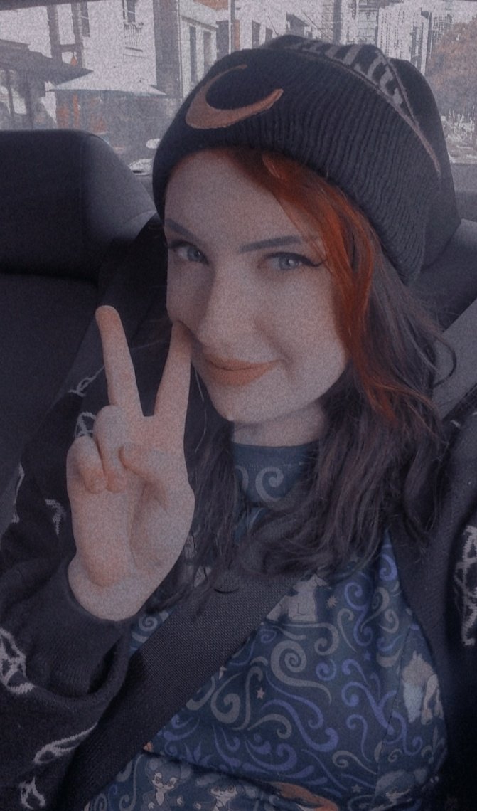 AnnmareeTV's tweet photo. Hi Twitter here is my head (p.s. I'm wearing a @BlackMilkTweets Pokemon dress, so cute &amp; comfy) https://t.co/tTvxTKAv6u
