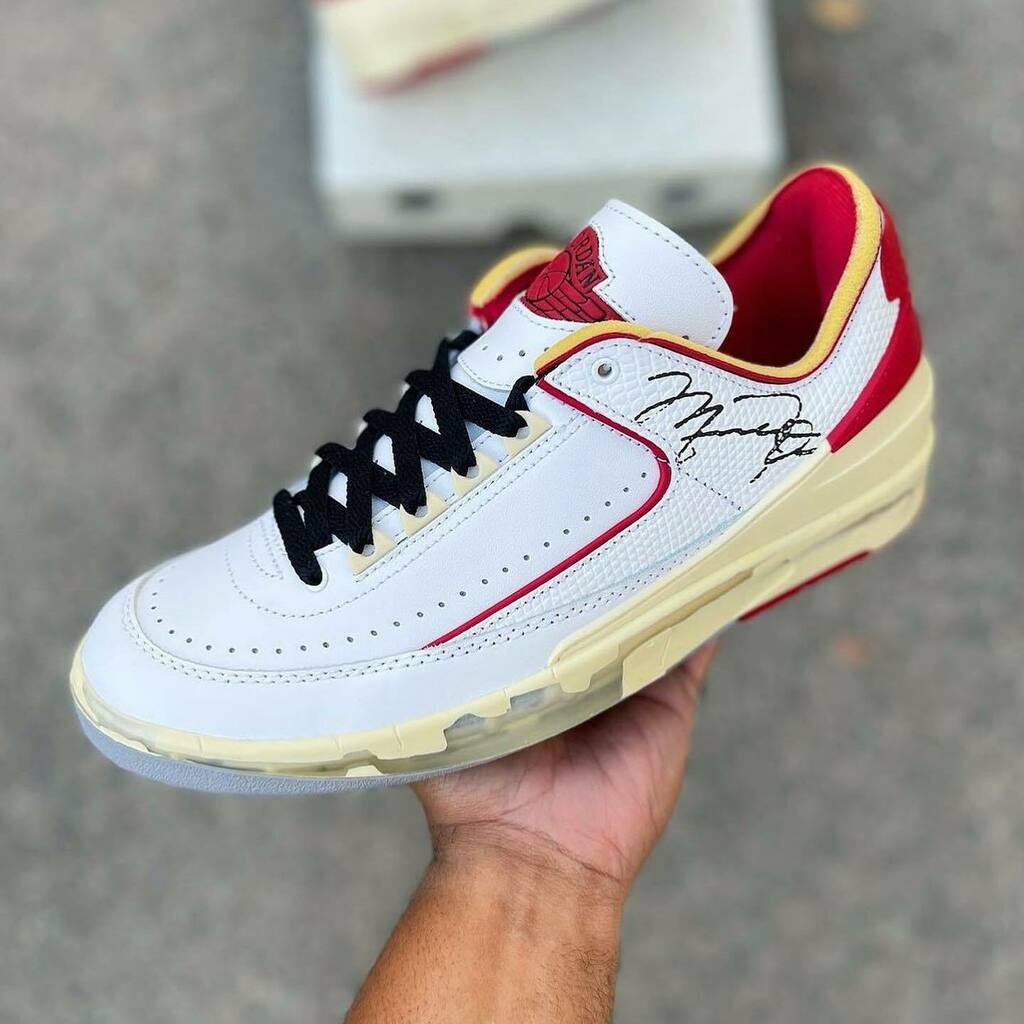 kickspotting's tweet photo. Who needs this? The Off-white x Jordan 2 low registration is now open via @titan_22 

#jordan #jordan2 #offwhite #offwhitejordan #aj2 #kickspotting
📸 @shoehefner5 https://t.co/1eZf5yc0Tn https://t.co/jV4yVcw5gn