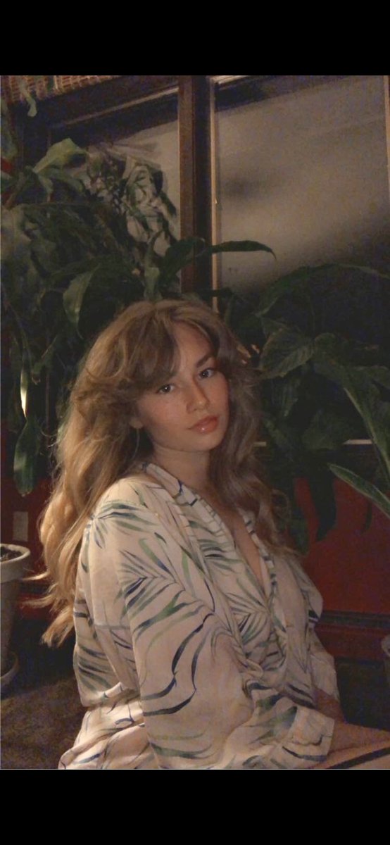 samipoo12's tweet photo. No bangs, bangs, septum https://t.co/1FBSiJiCNP