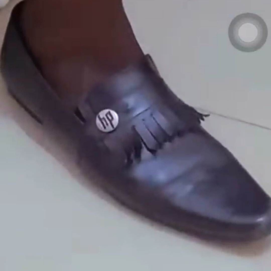 DillenMasawi's tweet photo. Just when you thought you had seen it all then boom a core i5 shoe 😂😂😂😂 https://t.co/0EpgqgwDza