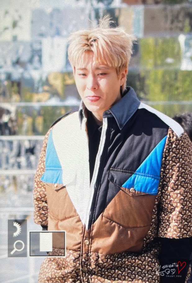 MySweetieYJ's tweet photo. [프리뷰] 211112 제주도 Burberry

#영재 #YOUNGJAE #ARS
@GOTYJ_Ars_Vita @YOUNGJAExArs https://t.co/qnwng5wmWW