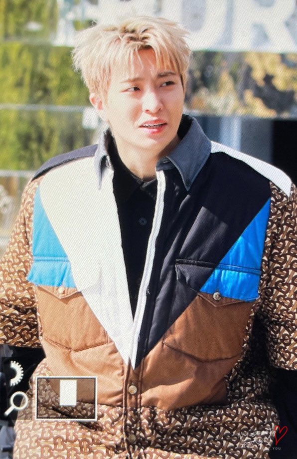 MySweetieYJ's tweet photo. [프리뷰] 211112 제주도 Burberry

#영재 #YOUNGJAE #ARS
@GOTYJ_Ars_Vita @YOUNGJAExArs https://t.co/qnwng5wmWW