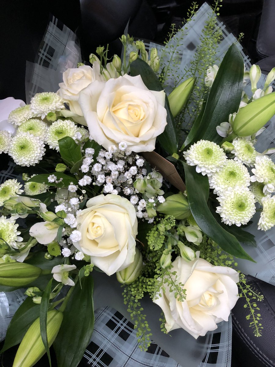 Thank you for the beautiful flowers <a href="/yorkshire_150/">YorkshireRugby150</a>  <a href="/yorkshire_rfu/">YorkshireRFU</a>