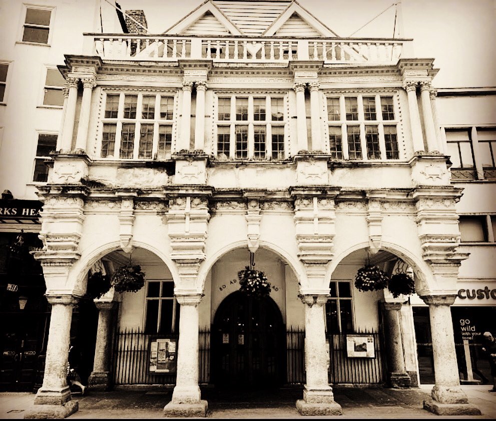 Join acclaimed local Historian, Dr Todd Gray for his talk ‘Exeter History Matters’ followed by a 2-course lunch and acoppelle music from ‘Parting Gesture.’ Sat 20th November, 12-2, at Exeter Historic Guildhall. £25 per person. Book at: hospiscare.co.uk/events/exeter-…