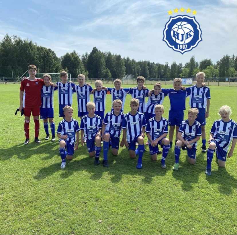 hjk08sininen's tweet photo. AVOIMET TREENIT JATKUU viikolla 44 ⚽️

Ma 1.11. klo 15.45-17.15
Töölön Pallokenttä TN1

Ke 3.11. klo 16.15-17.45
Talin halli 

To 4.11. klo 16.45-18.15
Tali TN 

Ilmoittautumiset:
juuso.muurinen@hjk.fi
050-412 4869

#HJK08Sininen #HJK #OnVainYksiKlubi #AvoimetTreenit #Junnufutis https://t.co/J4nU21TADj