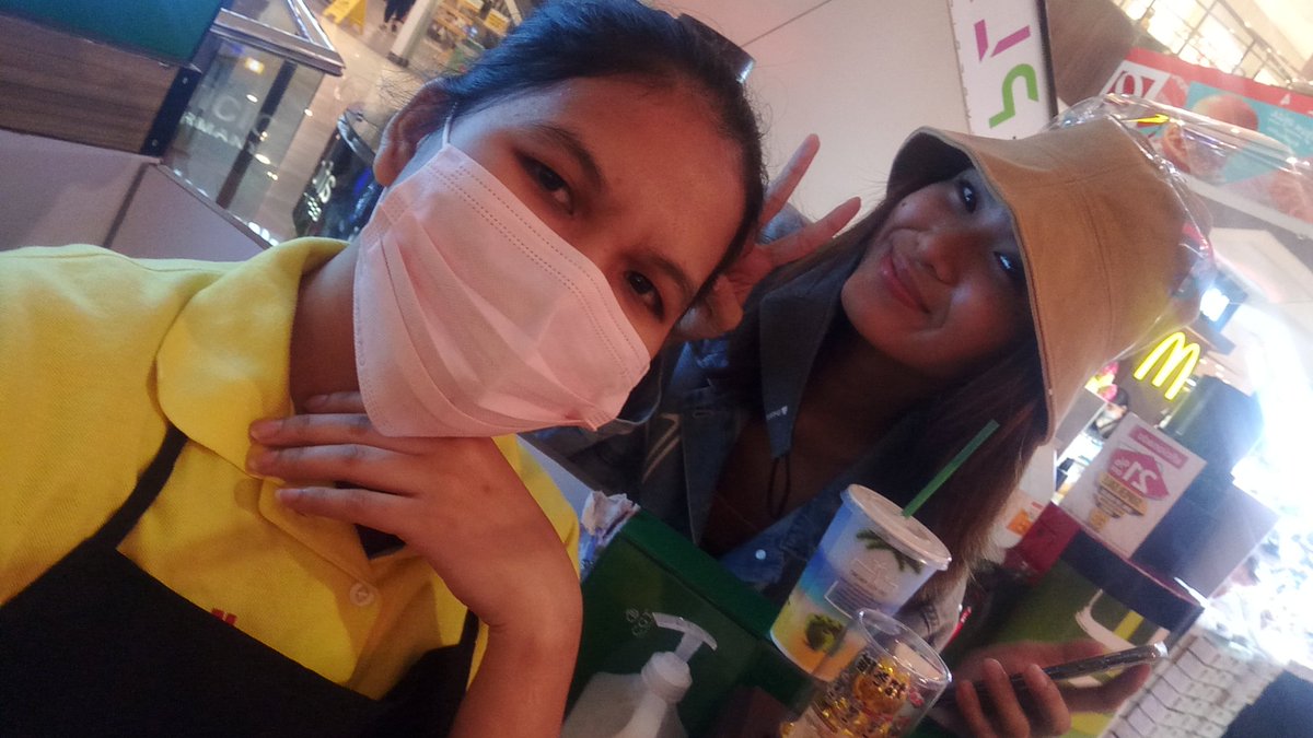Hello <a href="/louyanong/">Lou Yanong</a> at ate <a href="/_kiatakahashi/">Kiara Takahashi</a> 💚seeeya soon libre ko kayo buko shake😂😂