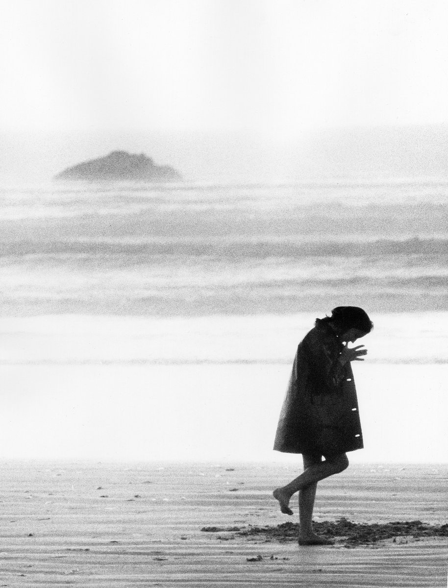 Sam_Haskins's tweet photo. November Girl 1967 https://t.co/diID5Gfi5c