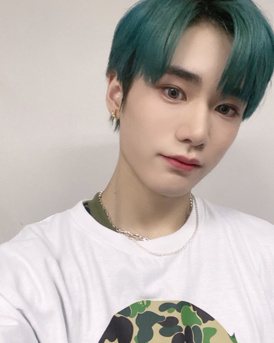 LUNE_THAILAND's tweet photo. [📸]
รูปคุณลูนและเมมเบอร์จากINSTAGRAM official 
🔗 https://t.co/hZwwO7xOSJ

#LUNE #ลูน #룬
#다크비 #DKB 
#Rollercoaster #왜만나 https://t.co/7ktV7Hwcik