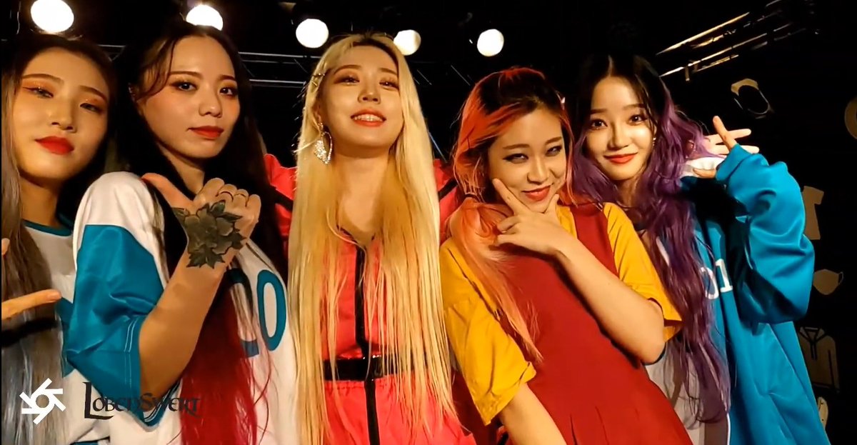 RQARCHIVES's tweet photo. my girls ♡ https://t.co/RAV4MBG2sv