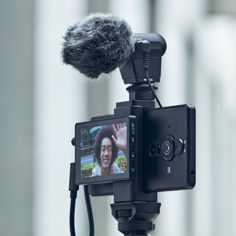 sonyxperia's tweet photo. Whether you’re a vlogger, YouTuber or sharing with friends, enjoy the World´s first 4K movie recording at 120fps High frame rate in a smartphone* on Xperia PRO-I.
#Sony #Xperia #SonyXperia #XperiaPROI #Videographer #Vlogger #VlogMonitor