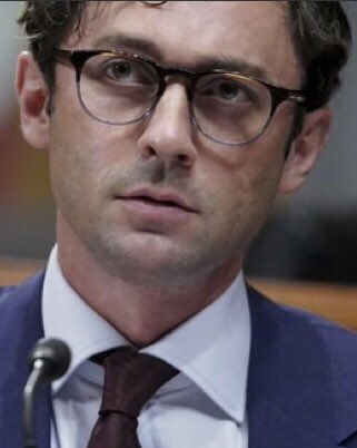 RT @QondiNtini: @VeronicaSixsmi1 Because we need a supercut of Jon Ossoff in glasses for REASONS! https://t.co/4cmuEDsS3i