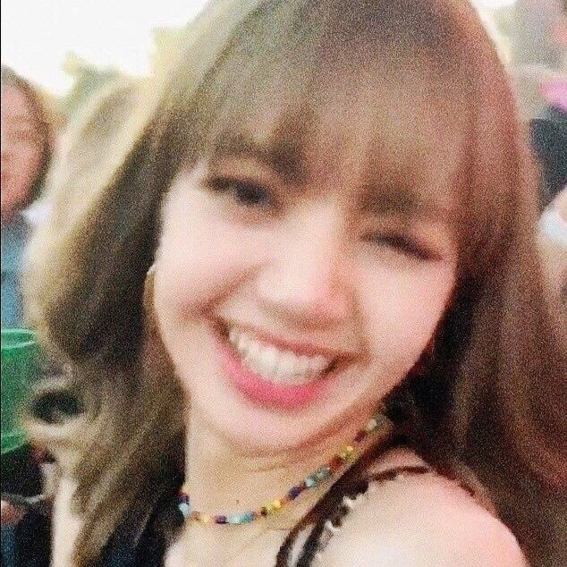 mo26468723's tweet photo. @GoldenArtAwards @THEBLINKSWORLD our pretty girl #LISA #lisapure #LALISA https://t.co/1pGXiceM8e