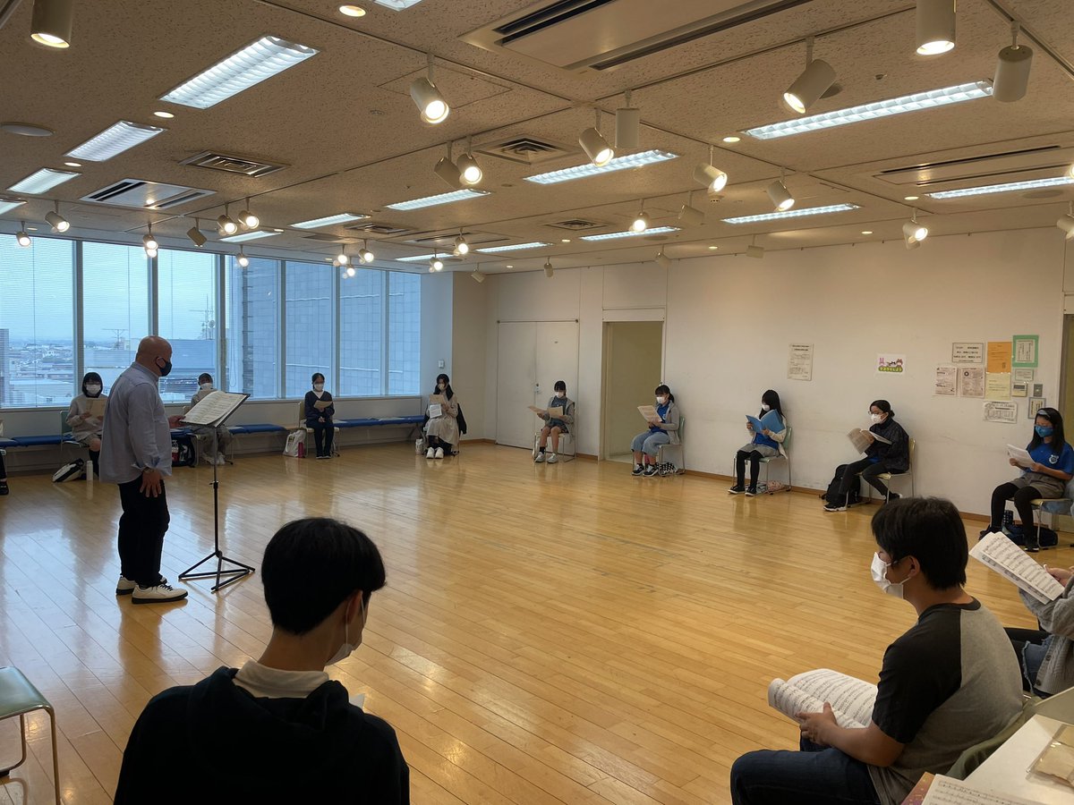 今日のaxisクラス！
昨日からひたすら新曲の音取り😅
「春こん。」に向けて頑張ります！
#団員募集#合唱部中学生高校生大学生#見学大歓迎