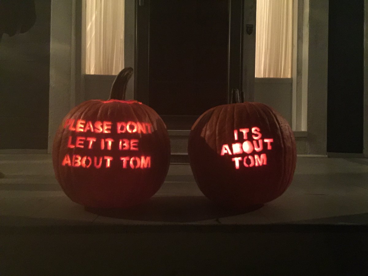 Elizbethperkins's tweet photo. Still the best pumpkins. @BravoTV @Andy #RHONY @CountessLuann https://t.co/BboVHQXEoY