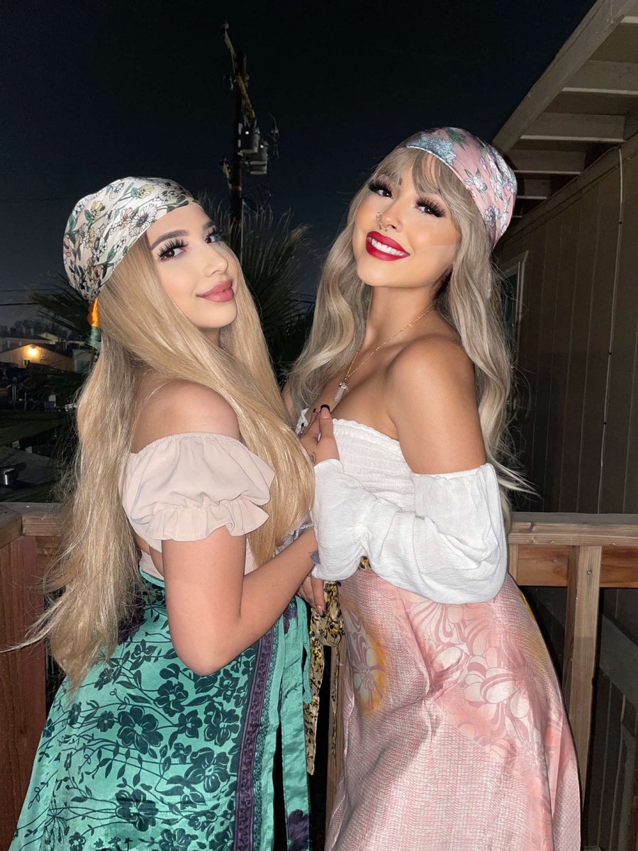 karinaaaa___m's tweet photo. 🔮👯‍♀️ https://t.co/fBFCUDA0z6