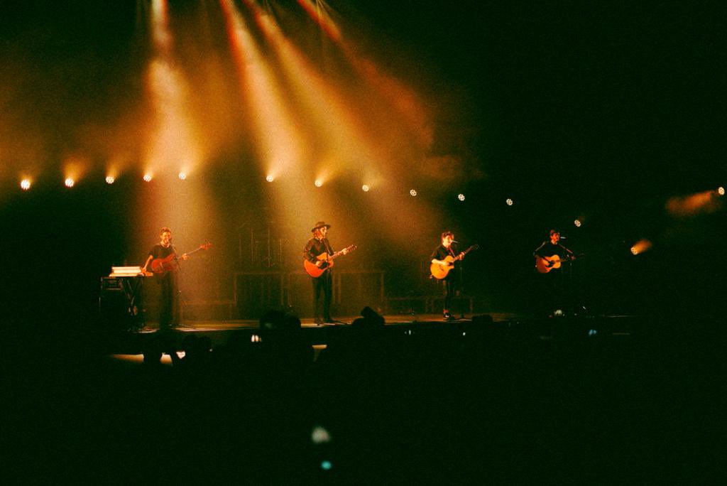 seitrack's tweet photo. ¡Increíble el regreso de @MoratBanda a México! #ADóndeVamos https://t.co/9jd0ezgMlU