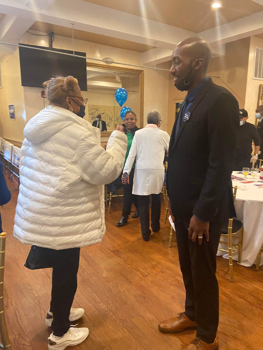 justin4nassau's tweet photo. Had a great time over breakfast this morning speaking to voters in Westbury at a rally for our @NassauDems slate with an appearance from State Senate Majority Leader @AndreaSCousins! #westbury #bluenassau #voterowaalltheway https://t.co/iH1sekahil